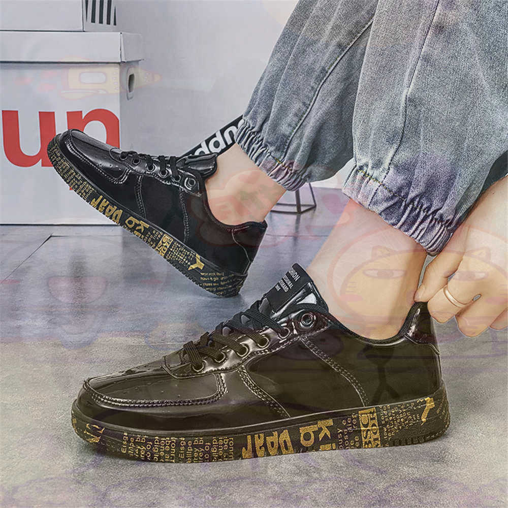 Round Foot Size 45 Sneakers Wh - огляд і ціна Luxury Lifestyle Names