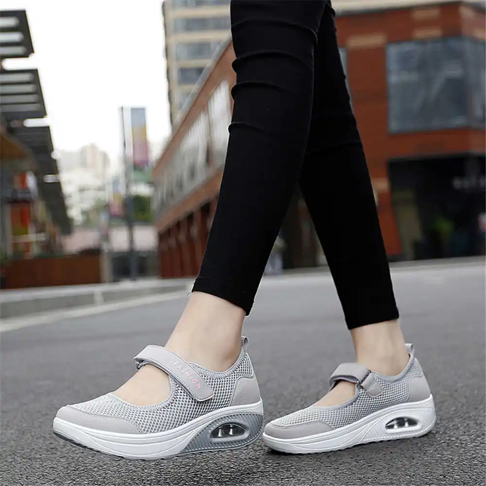 36-41 Demi-season Colored Snea - огляд і ціна Luxury Lifestyle Names